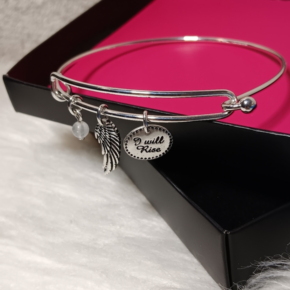 Bracelet - Picture 1 of 10